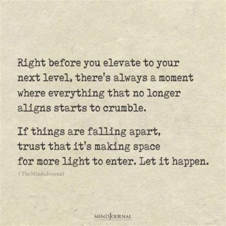 43 Quotes About a Relationship Falling Apart