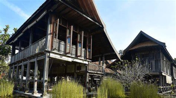 A Journey Into Malay Heritage And Architecture