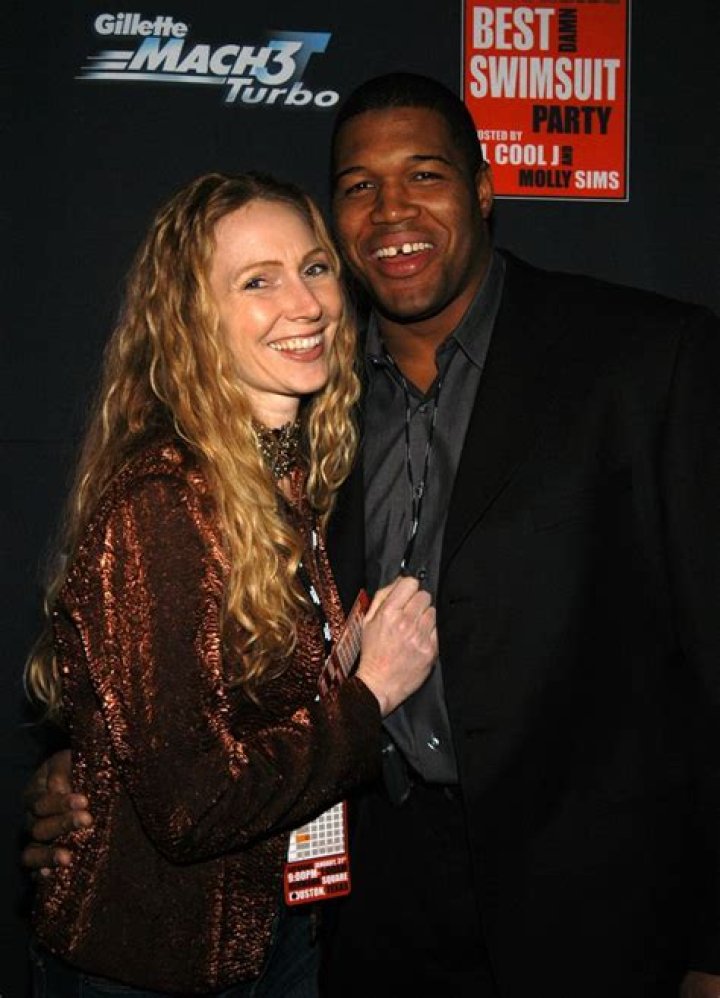 All About Michael Strahan's Ex Wife |