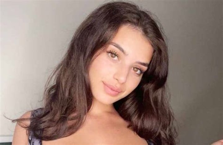 Amber Ajami (ambsofficialxo)- Wiki, Age, Height, Net Worth, Boyfriend