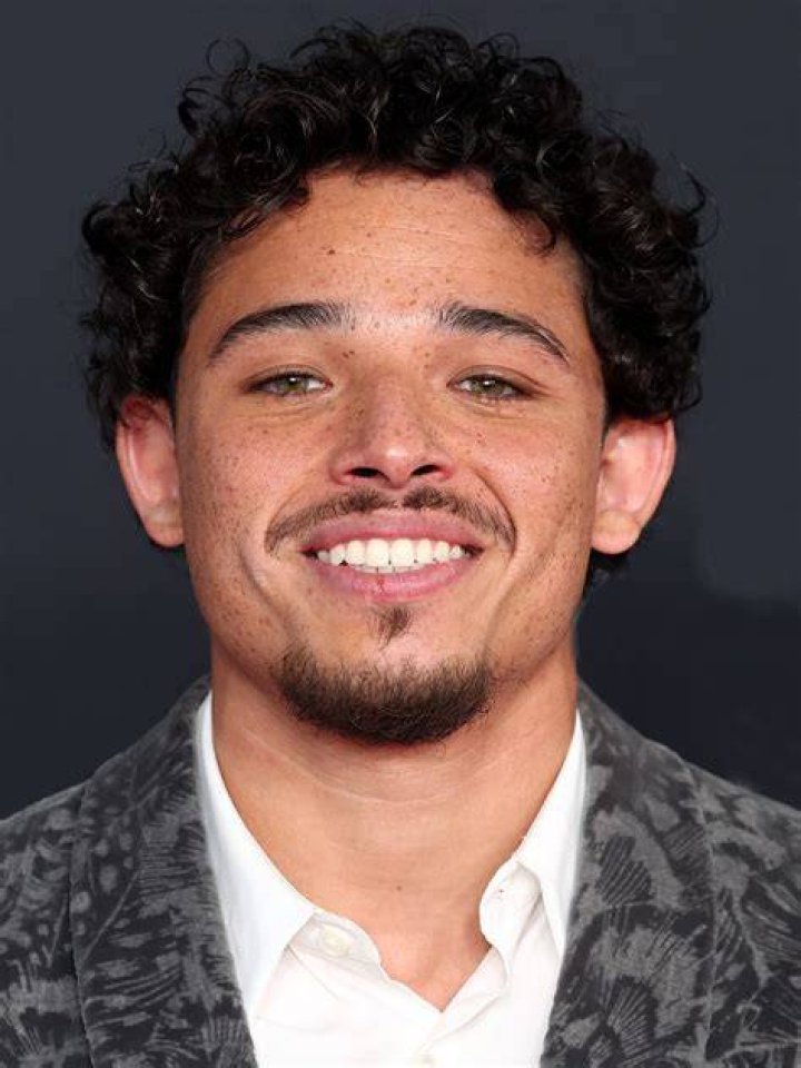 Anthony Ramos (Actor) Height, Weight, Age, Girlfriend, Facts, Biography |
