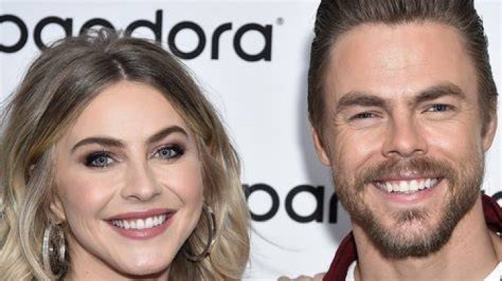 Are Derek And Julianne Hough Twins?
