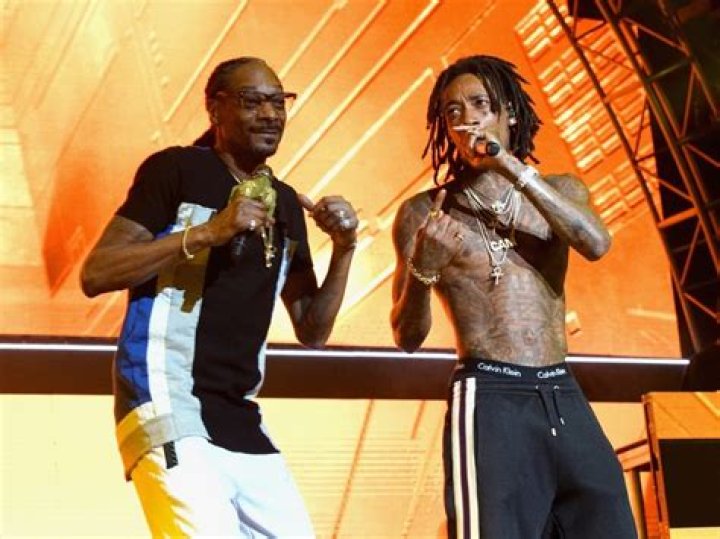 Are Snoop Dogg And Wiz Khalifa Related?