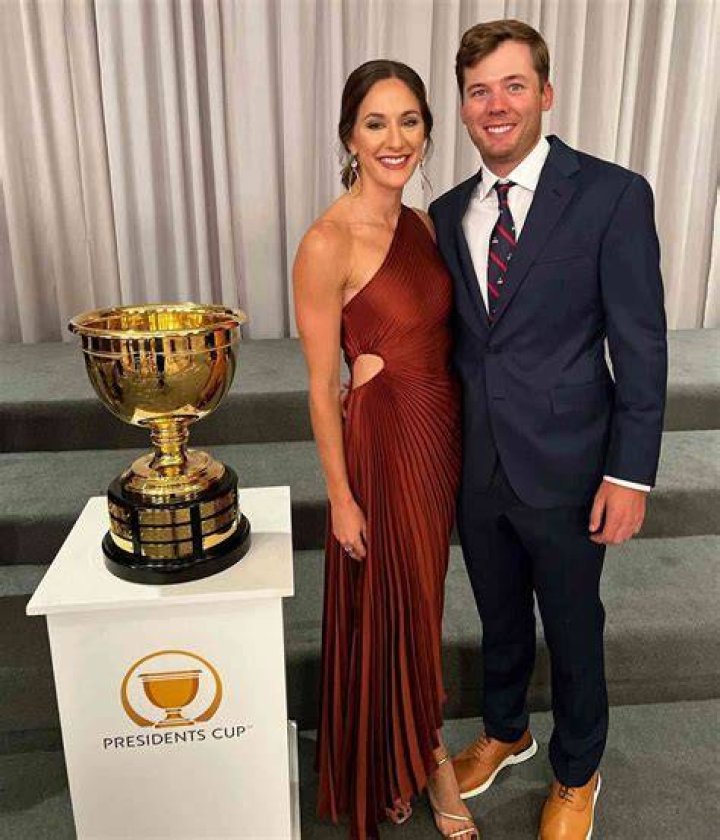 Artie Burns Wife Ella Burns ·