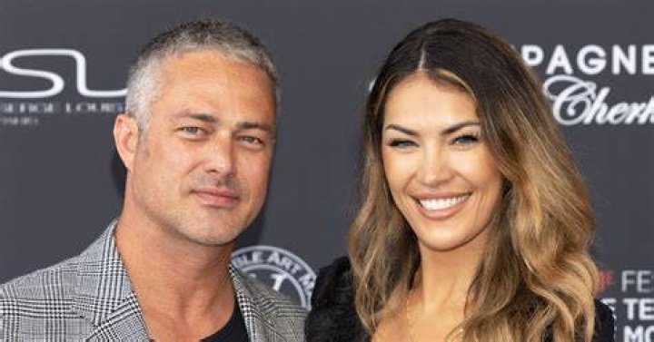 Ashley Cruger Wikipedia And Age: How Old Is Taylor Kinney Girlfriend?