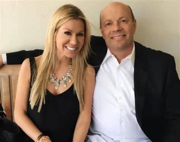 Bret Bielema- Wiki, Age, Ethnicity, Wife, Height, Net Worth, Career