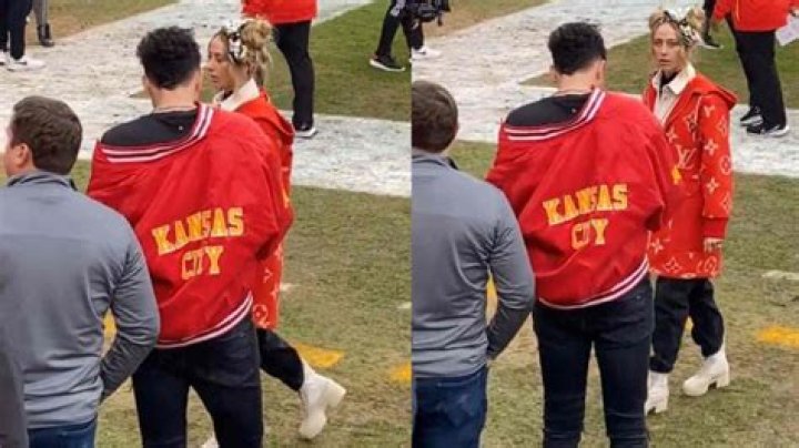 Broncos Fan Yells ANTI-GAY Slur at Patrick Mahomes Brother Jackson ·