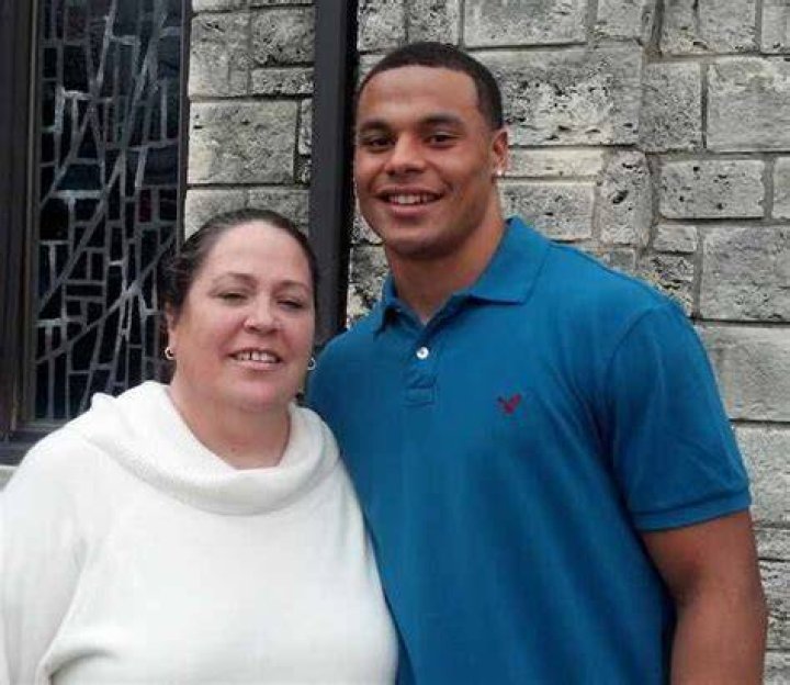 Dak Prescott- Wiki, Bio, Age, Height, Net Worth, Girlfriend