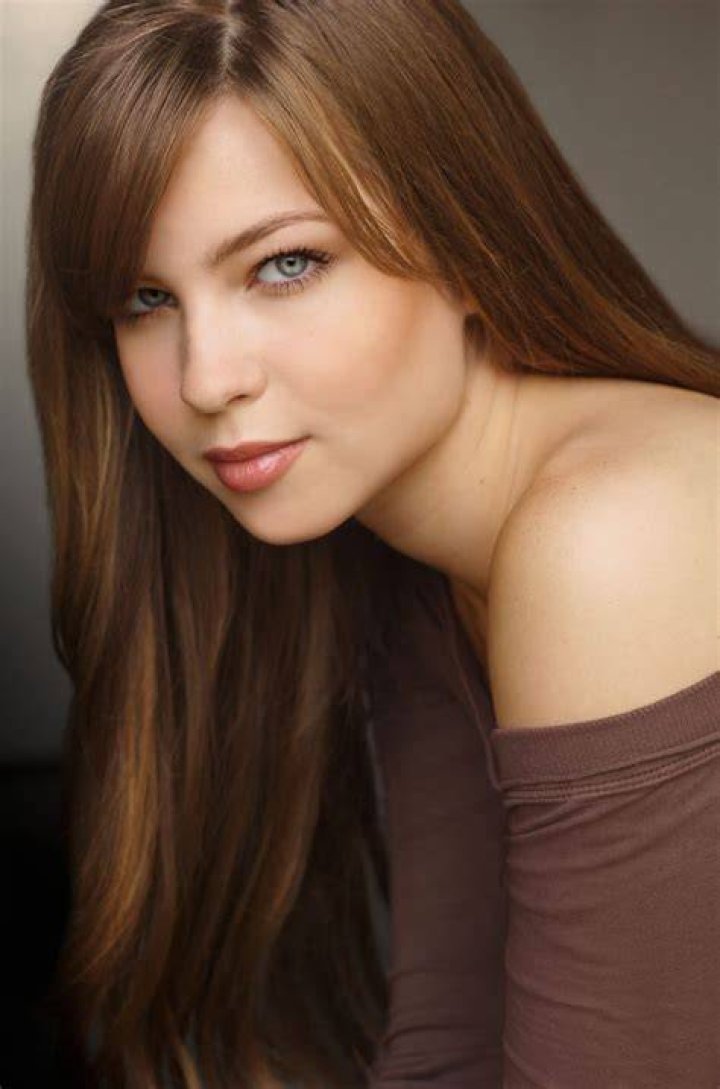Daveigh Chase's Net Worth, Height, Measurements, Relationships |