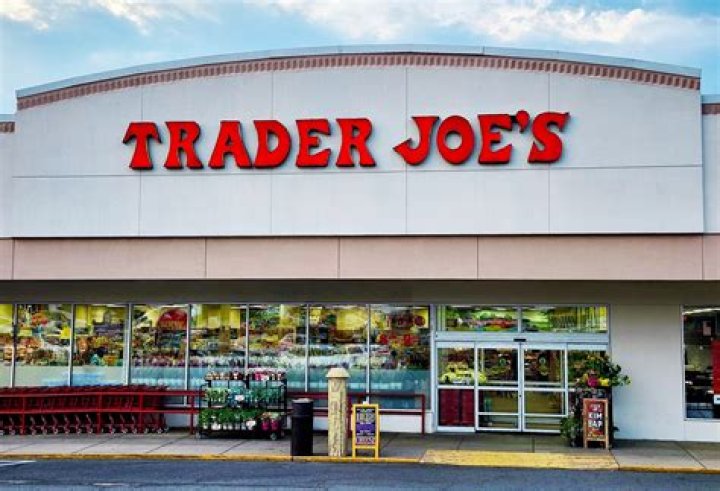 Discover The Delightful World Of Trader Joe's White Wine