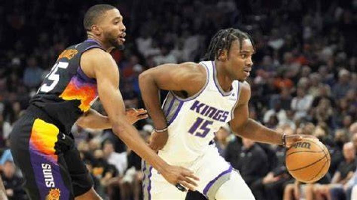 Domantas Sabonis Has Mikal Bridges on a brutal poster during early minutes of Kings vs Suns ·
