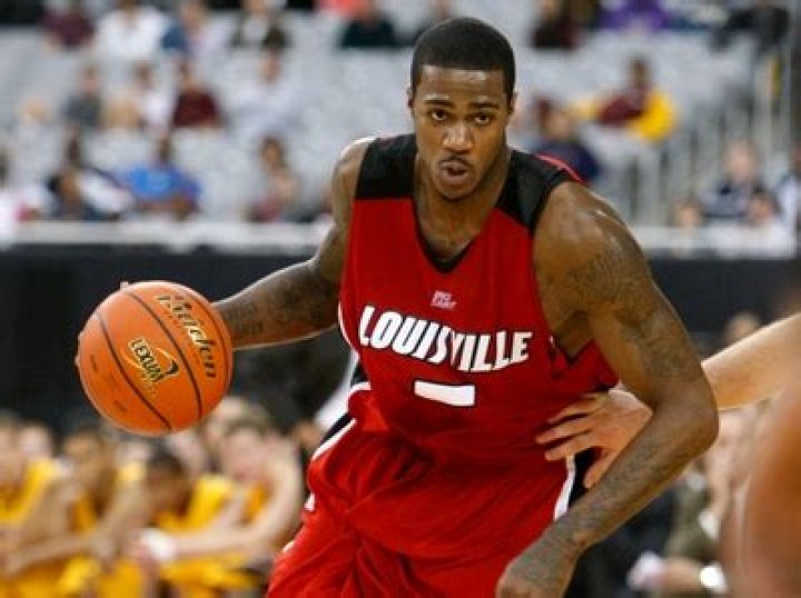 Earl Clark Net Worth - BlogPaper