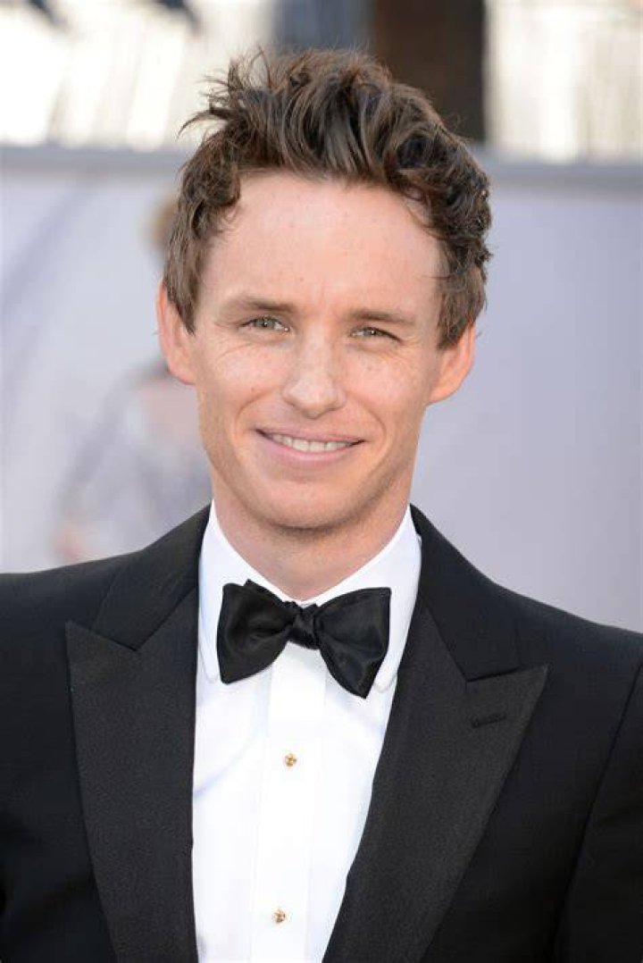Eddie Redmayne ·