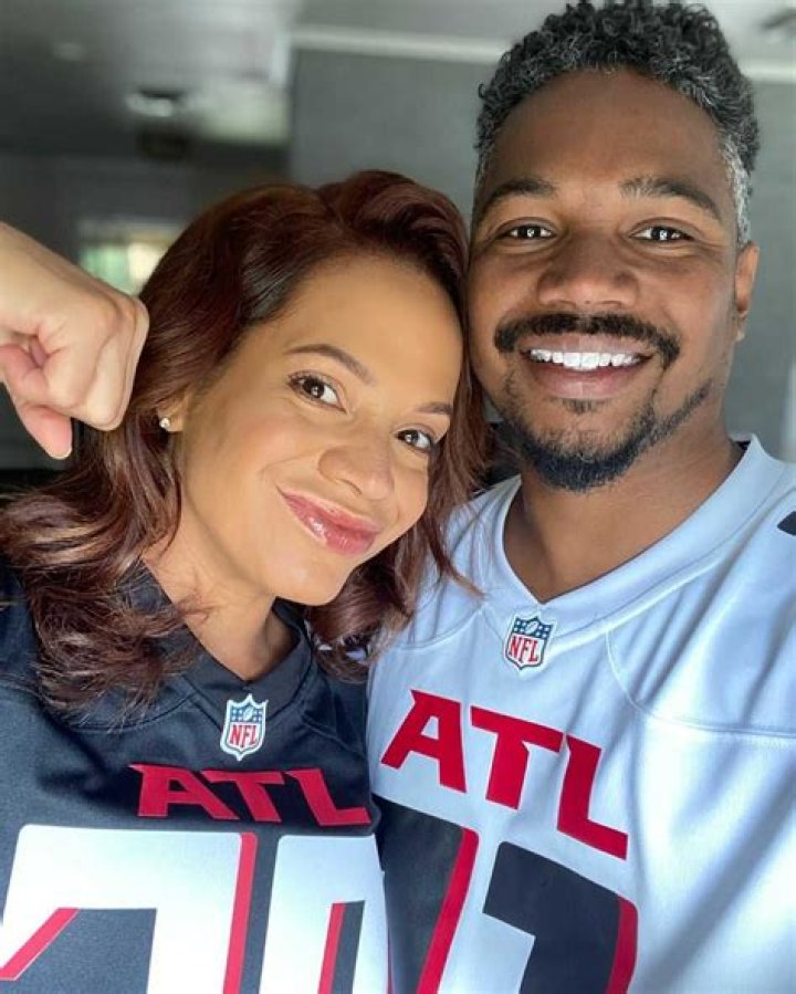Elle Duncan Relationship Status, Profession, Net worth, Biography