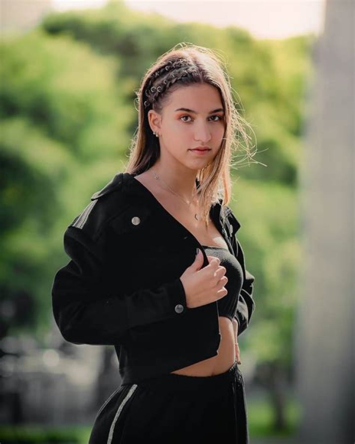 Exploring Mikala Fuente's Exclusive Domain