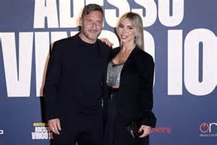 Francesco Totti & Noemi Bocchi: Unconventional Love Amidst Criticism
