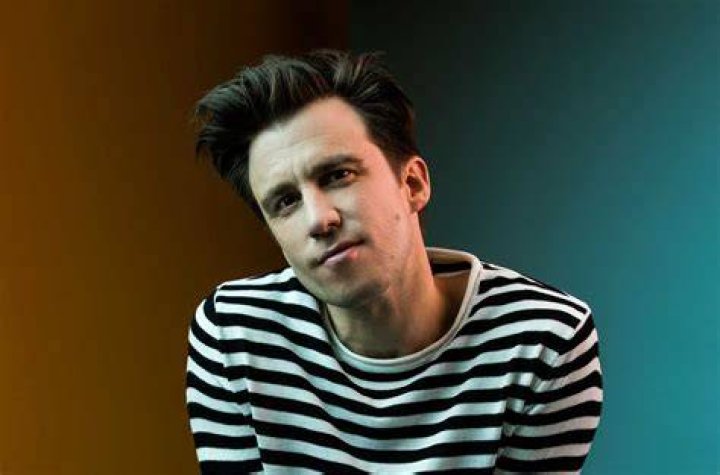 Gavin Creel Bio, Age, Height, Education, Boyfriend, Wife, Net Worth and Hair