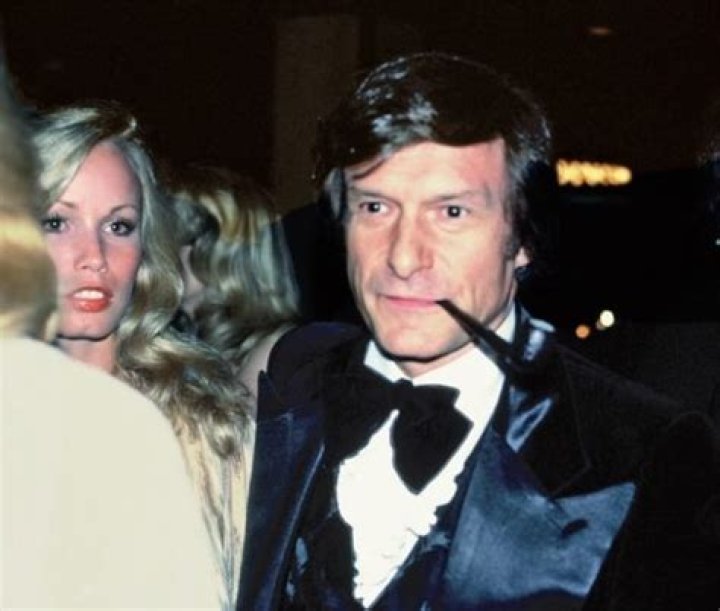 Hugh Hefner Height, Weight, Age, Girlfriend, Family, Facts, Biography