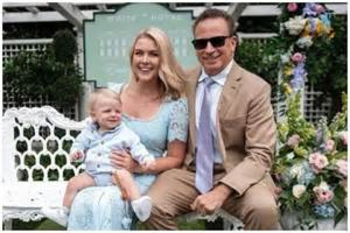 Husband, Net Worth, Children, Affairs |