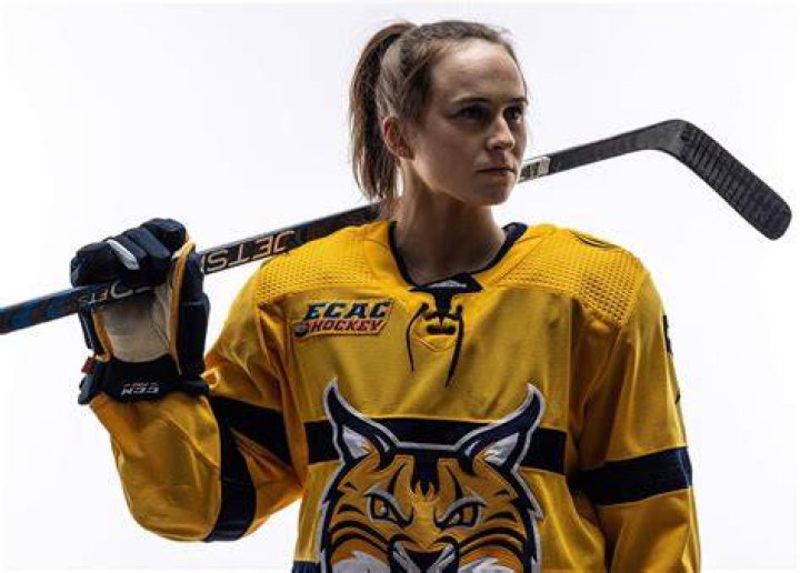 Ice Hockey Player Has a Girlfriend?