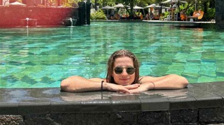Is Karolina Muchova Married?