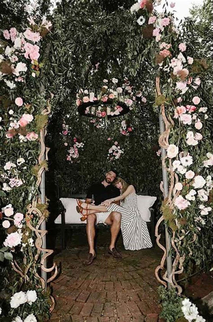 Is Olivia Amato Engaged? Meet Her Fiance On Instagram ·