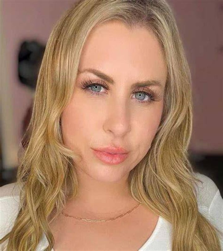 JadeVlog | Lily Marston- Wiki, Bio, Age, Height, Career, Net Worth
