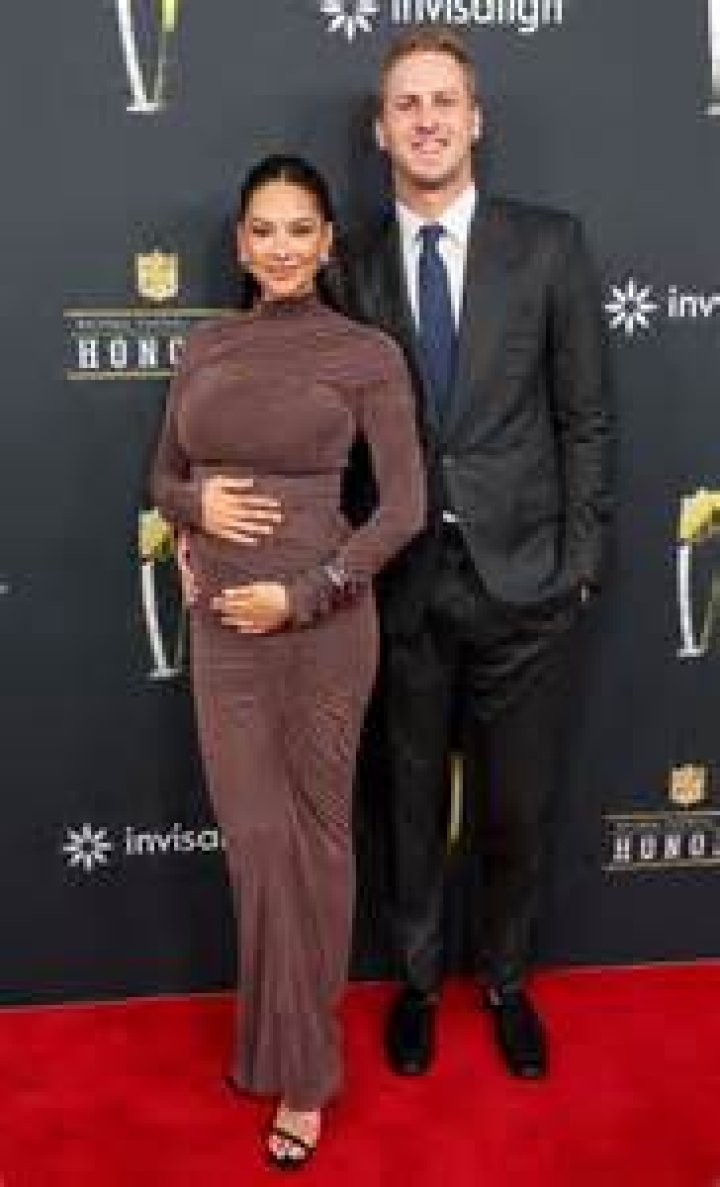 Jared Goffs Net Worth, NFL career, Endorsements, Girlfriend, and More ·