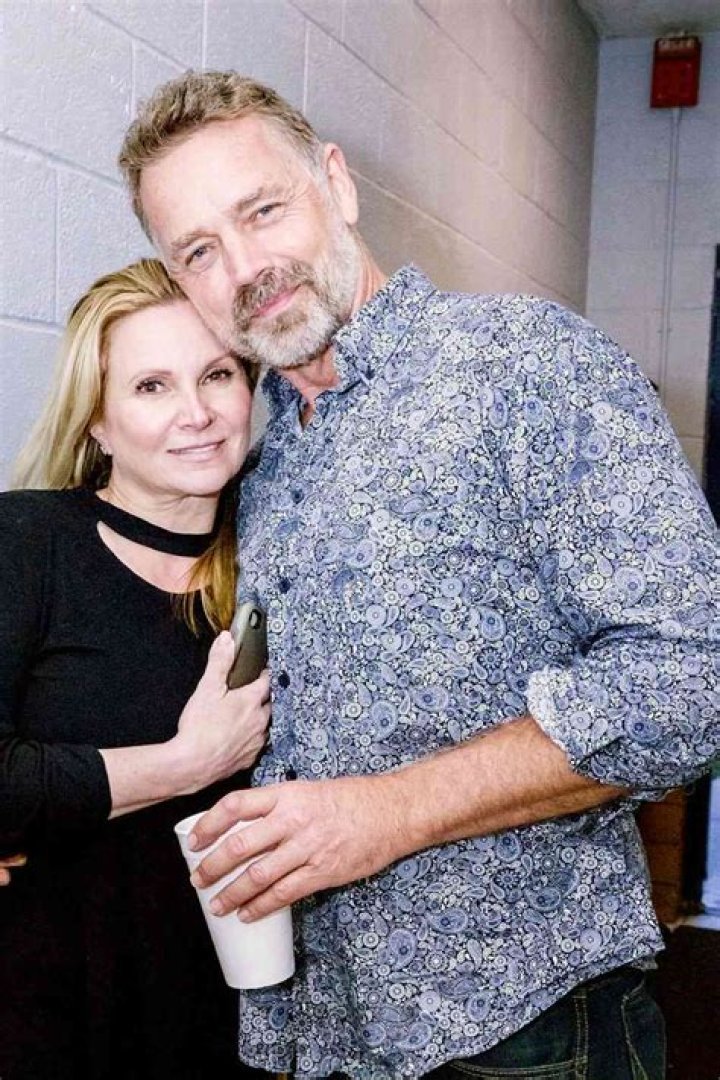John Schneider Biography, Age, Height, Wife, Net Worth, Family