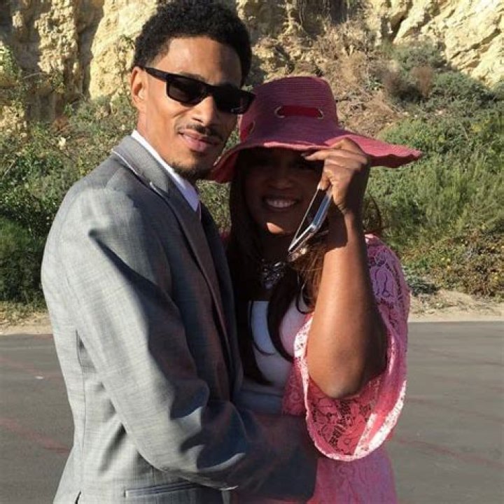 Layzie Bone is Married to Wife: Felicia Howse. Kids |
