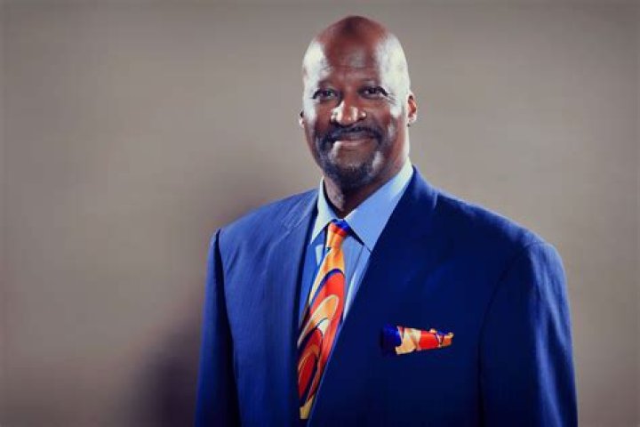 Michael Cage Net Worth - BlogPaper