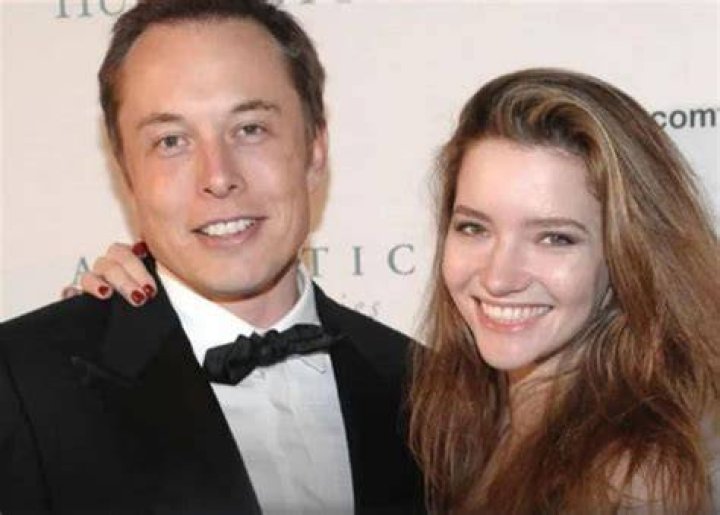 Net Worth, Wife, Divorce, Children, Height |