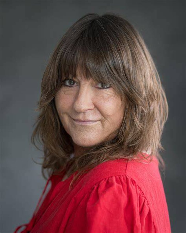 PicoVib | Holly Aird Net Worth