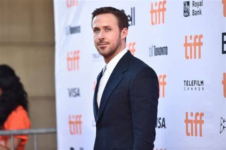 Ryan Gosling Has Reacted To The "Hey Girl" Meme In Many Ways Over The Years