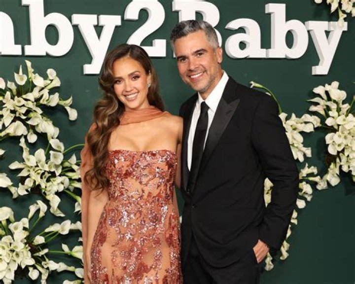 The Untold Truth About Jessica Alba's Husband Cash Warren |