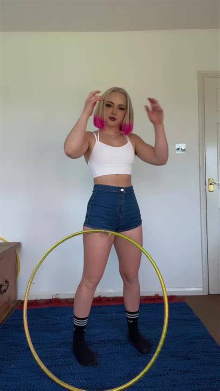 Uncover The Secrets Of "hoopsydaisy Onlyfans": An In-Depth Exploration