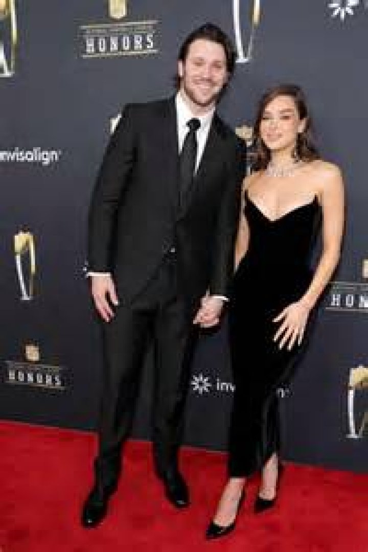Unraveling Hailee Steinfeld's Multifaceted Heritage And Its Impact