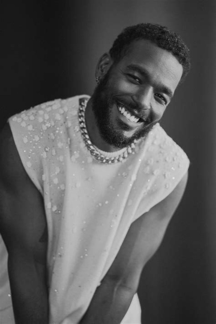 Unveil The Secrets: Luke James' Relationship