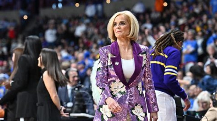 Unveiling Kim Mulkey's Net Worth: Secrets To Success