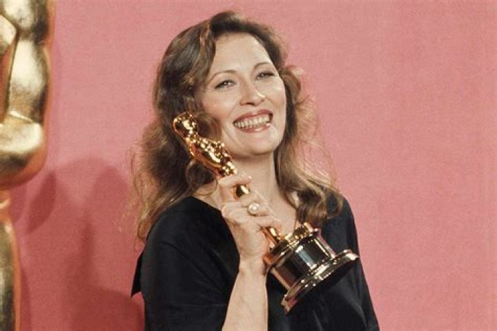 Unveiling The Hidden Truths: Faye Dunaway's Spouse
