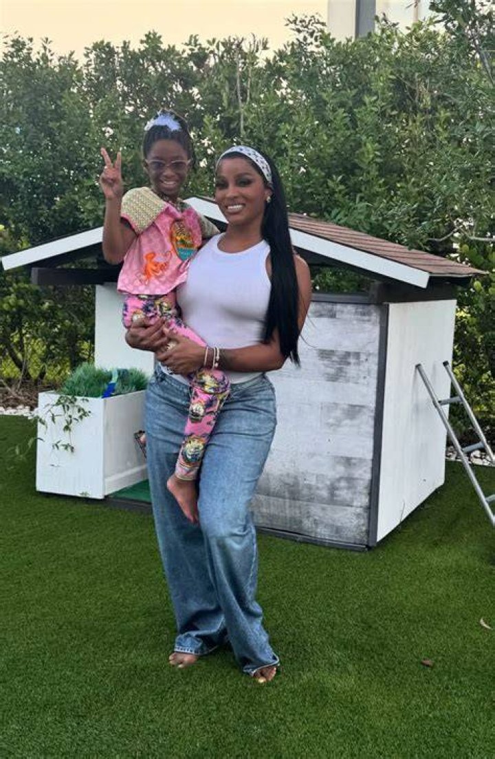 Unveiling The Inspiring Journey Of Joseline Hernandez And Her Children