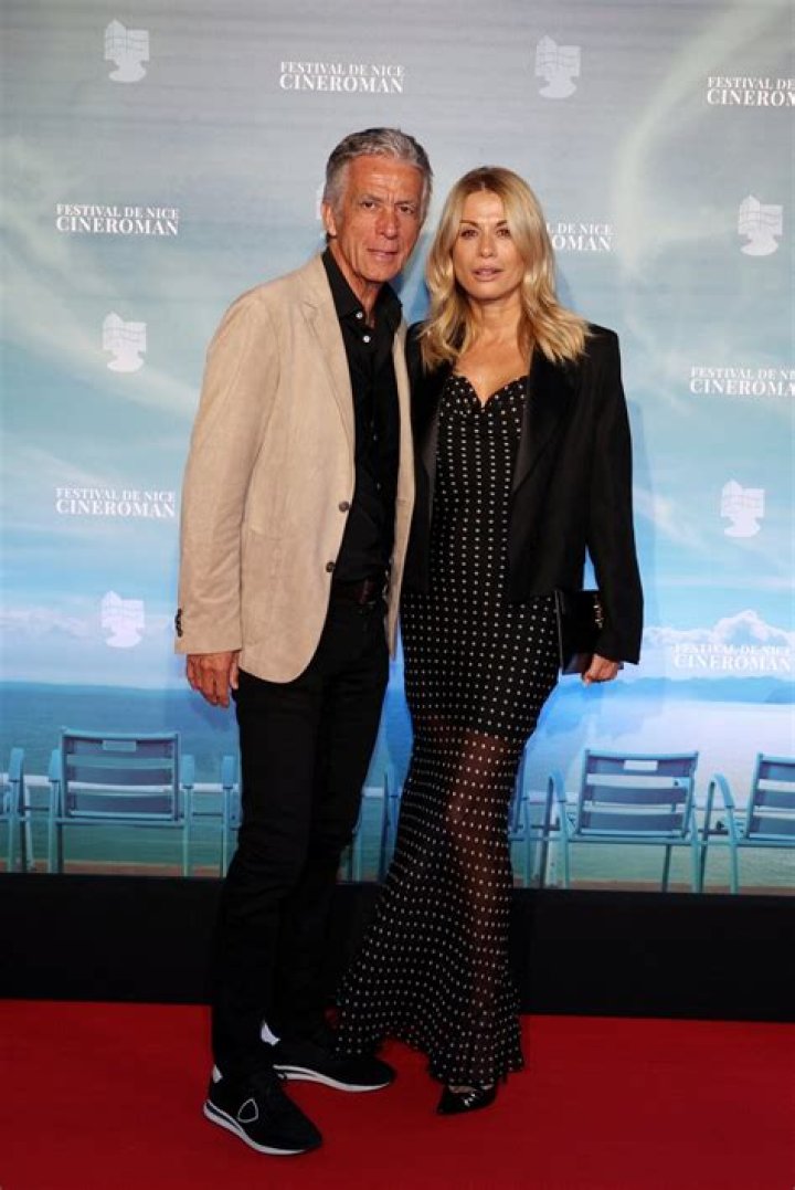 Unveiling The Inspiring Story Behind Steve Valiquette's Wife