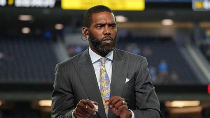 Unveiling The Reasons Behind Randy Moss's NFL Departure