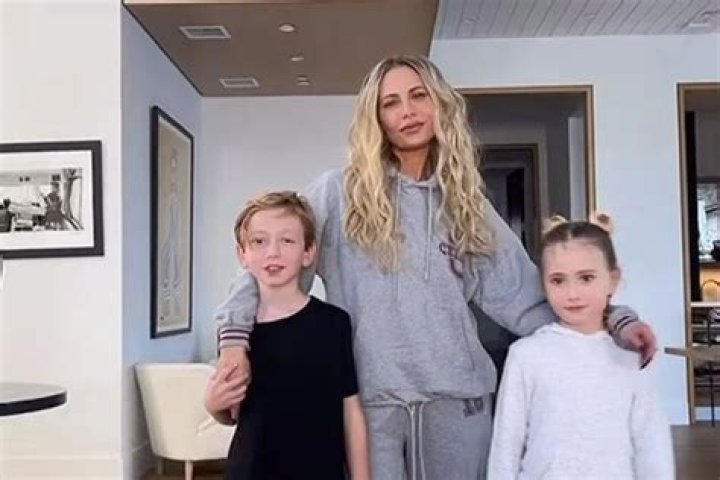 Unveiling The Sibling Bond: Dorit Kemsley's Sister Revealed