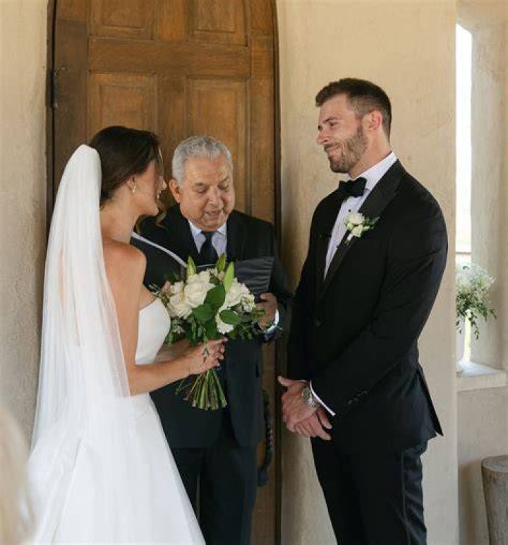 Unveiling Zach Rushing's Wealth, Reputation, And Marital Bliss
