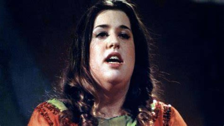 What The Final 12 Months Of Cass Elliot's Life Looked Like