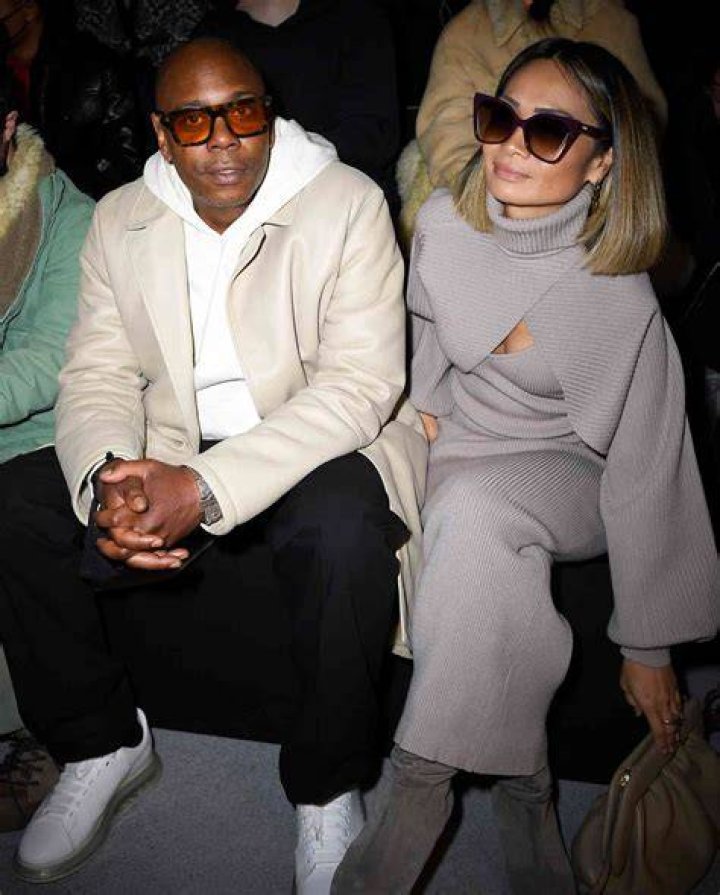 Who is Elaine Thompsons husband? Know all about Derron Herah ·