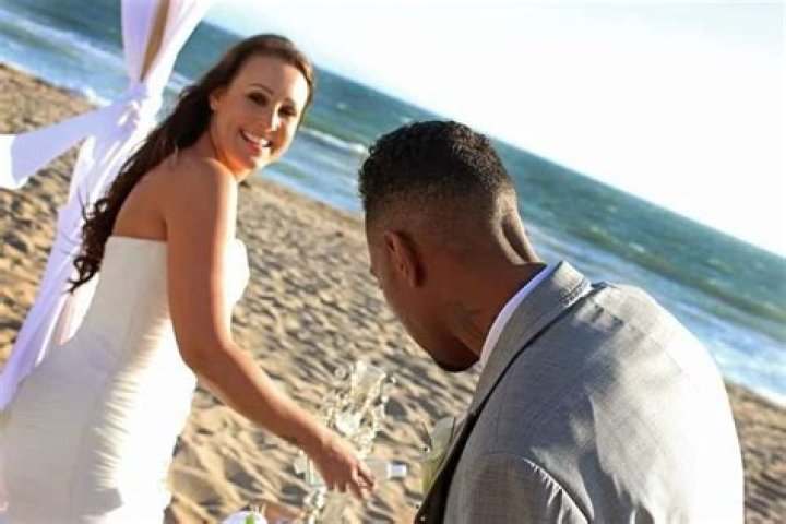 Who Is Krayzie Bone Wife?
