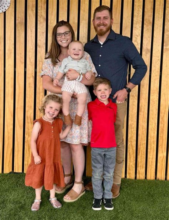 Who Is Steve Grywul? Meet Allison Forsyth Husband? Married Life And Kids ·