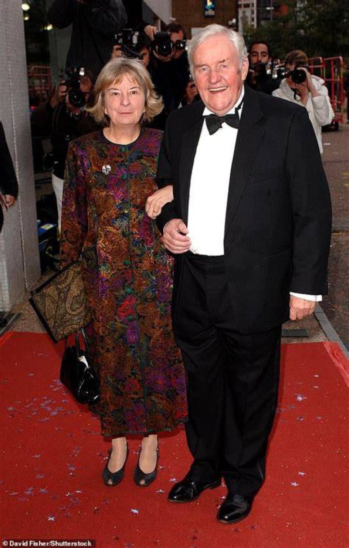 Who Was EastEnders Actress Ann Davies Husband Richard Briers? ·